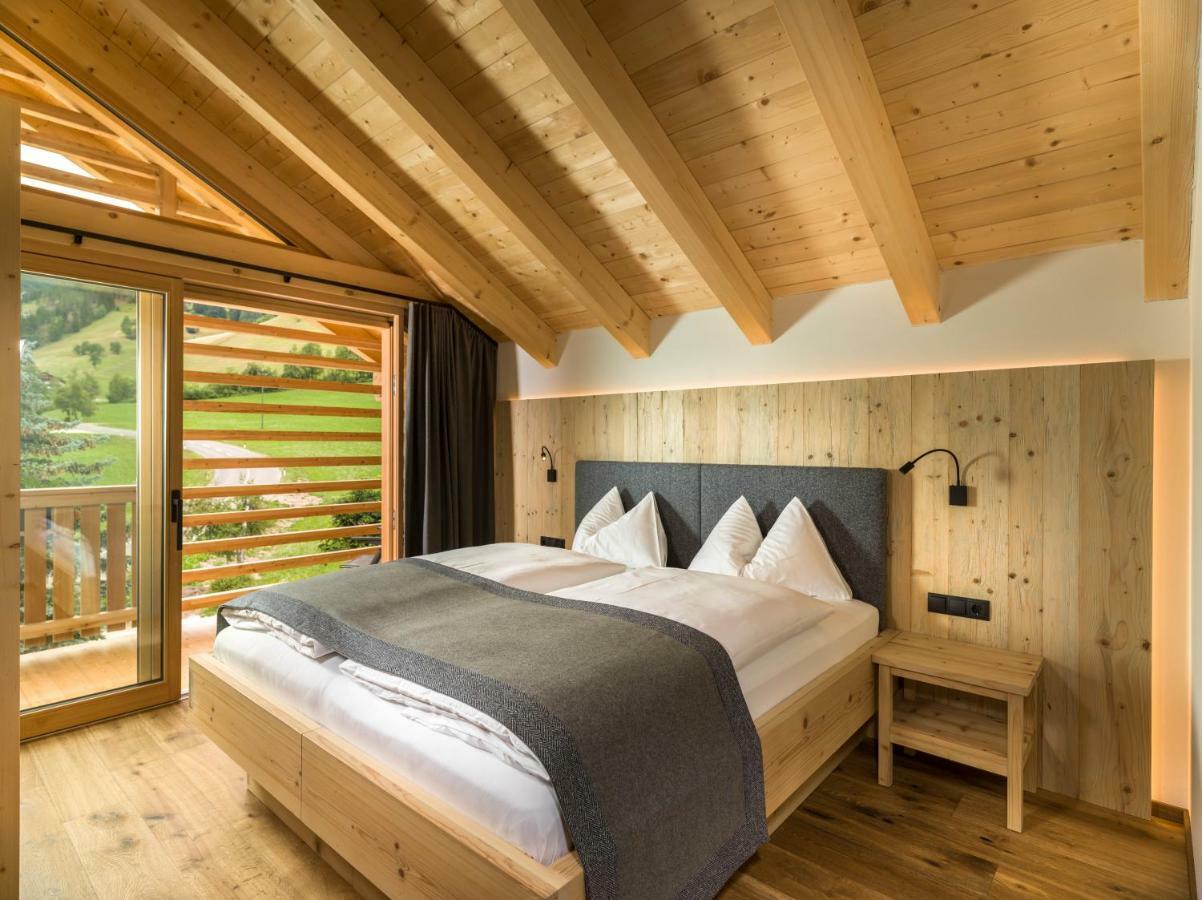 Waidacherhof Apartments Braies  Buitenkant foto